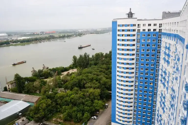 Сдается квартира без ремонта жк державенский. 40 кв. М. 10-ый этаж. Подойдет под хранения колес, стой материалов и т. Д.
Цена- 6000 р.
📞 +79287576756 - фотография - 1