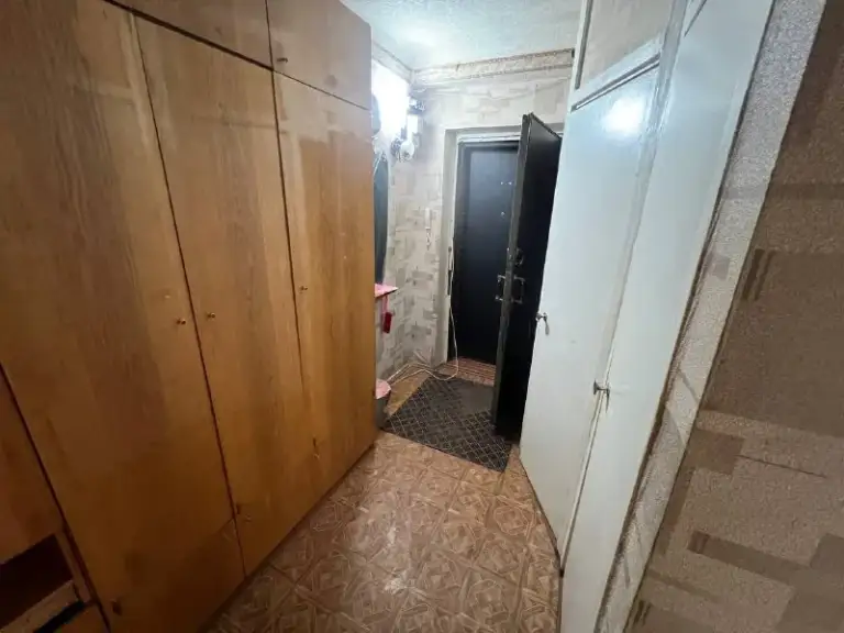 Продам 4-х ком. Квартиру 3/5 с автоном. Отопл. Кв. Волкова общ. Пл.67 кв. М. Состояние жилое. Двухконтурный котёл. Документы готовы. Все выписаны. Цена 5,6 млн. +79591630785 - фотография - 7