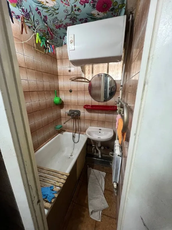 Продам 4-х ком. Квартиру 3/5 с автоном. Отопл. Кв. Волкова общ. Пл.67 кв. М. Состояние жилое. Двухконтурный котёл. Документы готовы. Все выписаны. Цена 5,6 млн. +79591630785 - фотография - 8