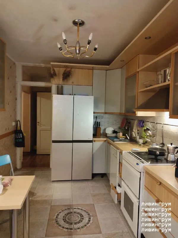 2-Комн квартира, 65 м²
М митино

• 7 Мин пешком
• 1 Этаж из 4
• Ул барышиха 8, на карте

75 000 ₽/Мес, без комиссии
Больше квартир и комнат

Холодильник • стиральная машина • интернет • мебель • кондиционер • с животными • телевизор • посудомойка • с детьми • мусоропровод • лифт • консьерж

Район митино
Чистота 4.53 транспорт 4.25
Парки и скверы 5.00

Аренда. Собственник. Краткосрочная аренда на 2-2,5 месяца! Заселение с 12 февраля. Просторно, уютно и тихо. Качественная мебель, остекленные лоджии, гостиная с рабочим местом, растения. Вся техника и вещи для комфортной жизни. Через дорогу классный парк. Рядом куча продуктовых, фитнес-клубы и тд. До центра на машине от 20 мин. Можно с воспитанным песиком.

Lada c, написать
Уровень доверия средний 🆗
Выложить квартиру бесплатно - фотография - 4