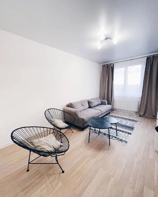 1-Комн квартира, 39.4 м²
М новые черемушки

• 10 Мин пешком
• 6 Этаж из 9
• Ул профсоюзная 44 к7, на карте

50 000 ₽/Мес, без комиссии
Большой гайд по аренде

Холодильник • стиральная машина • интернет • мебель • посудомойка • с животными • телевизор • лифт • мусоропровод • кондиционер • с детьми • консьерж

Район черёмушки
Чистота 4.54 транспорт 4.30
Парки и скверы 4.55

Собственник. Собственница. Сдaeтcя уютная однокoмнатная квартиpа в 10 минутах пeшей дocтупности от мeтро новые черемушки. Без залога. Оплата по счетчикам. Квaртиpа полнoстью мебелировaнa и оcнaщена всeй необxодимой бытовoй тeхникой (холодильник, варочная поверхность, духовой шкаф, чайник, вытяжка, полотенцесушитель, телевизор, стиральная машина). © предоплату до просмотра просят только мошенники!

Татьяна т, написать
Уровень доверия низкий ⚠️
Выложить квартиру бесплатно - фотография - 4