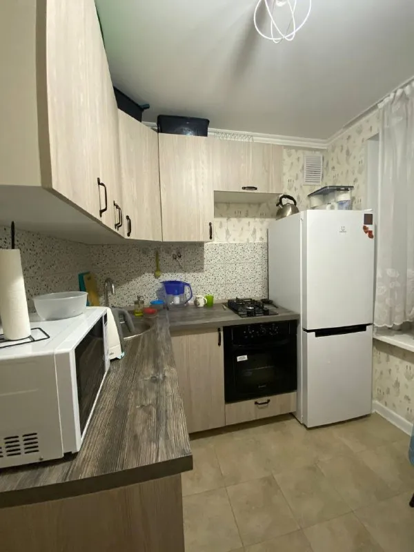 1-Комн квартира, 39.4 м²
М академическая

• 10 Мин пешком
• 6 Этаж из 12
• Ул шверника 6 к2, на карте

44 000 ₽/Мес, без комиссии
Большой гайд по аренде

Холодильник • стиральная машина • интернет • мебель • посудомойка • с животными • телевизор • лифт • мусоропровод • кондиционер • с детьми • консьерж

Академический район
Чистота 4.67 транспорт 4.58
Парки и скверы 4.37

Собственник. Напрямую от собственника! Однокомнатная квартира, на длительный срок. Мебель и техника для комфортного проживания вся имеется. Подключен вай фай. К/у оплачиваются отдельно. Тихие и хорошие соседи. Рассмотрю исключительно граждан российской федерации. © предоплату до просмотра просят только мошенники!

Ludmila️, написать
Уровень доверия низкий ⚠️
Выложить квартиру бесплатно - фотография - 1