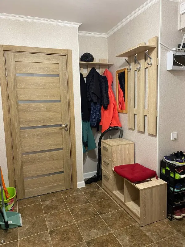 1-Комн квартира, 39.4 м²
М академическая

• 10 Мин пешком
• 6 Этаж из 12
• Ул шверника 6 к2, на карте

44 000 ₽/Мес, без комиссии
Большой гайд по аренде

Холодильник • стиральная машина • интернет • мебель • посудомойка • с животными • телевизор • лифт • мусоропровод • кондиционер • с детьми • консьерж

Академический район
Чистота 4.67 транспорт 4.58
Парки и скверы 4.37

Собственник. Напрямую от собственника! Однокомнатная квартира, на длительный срок. Мебель и техника для комфортного проживания вся имеется. Подключен вай фай. К/у оплачиваются отдельно. Тихие и хорошие соседи. Рассмотрю исключительно граждан российской федерации. © предоплату до просмотра просят только мошенники!

Ludmila️, написать
Уровень доверия низкий ⚠️
Выложить квартиру бесплатно - фотография - 3