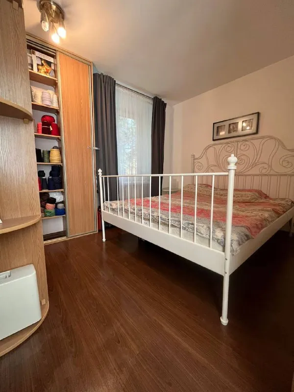 2-Комн квартира, 34 м²
М белорусская
• 5 Мин пешком
• 2 Этаж из 9
• Ул большая грузинская 63, на карте
95 000 ₽/Мес, без комиссии
Большой гайд по аренде
Холодильник • стиральная машина • интернет • мебель • посудомойка • кондиционер • с животными • телевизор • мусоропровод • лифт • с детьми • консьерж
Пресненский район
Чистота 4.44 транспорт 4.55
Парки и скверы 4.05
Собственник. Я собственник. Свободна с 10.02.26, аренда мин на год, окна во двор. Страховой залог 95.000 руб. Очень крутая инфраструктура. В этом доме «азбука вкуса», а в солених домах от банков и почты до любых магазинов и ресторанов. Коммуналка примерно 5000 в мес. © предоплату до просмотра просят только мошенники!
Liz l, написать
Уровень доверия низкий ⚠️
Выложить квартиру бесплатно - фотография - 1