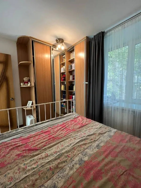 2-Комн квартира, 34 м²
М белорусская
• 5 Мин пешком
• 2 Этаж из 9
• Ул большая грузинская 63, на карте
95 000 ₽/Мес, без комиссии
Большой гайд по аренде
Холодильник • стиральная машина • интернет • мебель • посудомойка • кондиционер • с животными • телевизор • мусоропровод • лифт • с детьми • консьерж
Пресненский район
Чистота 4.44 транспорт 4.55
Парки и скверы 4.05
Собственник. Я собственник. Свободна с 10.02.26, аренда мин на год, окна во двор. Страховой залог 95.000 руб. Очень крутая инфраструктура. В этом доме «азбука вкуса», а в солених домах от банков и почты до любых магазинов и ресторанов. Коммуналка примерно 5000 в мес. © предоплату до просмотра просят только мошенники!
Liz l, написать
Уровень доверия низкий ⚠️
Выложить квартиру бесплатно - фотография - 2