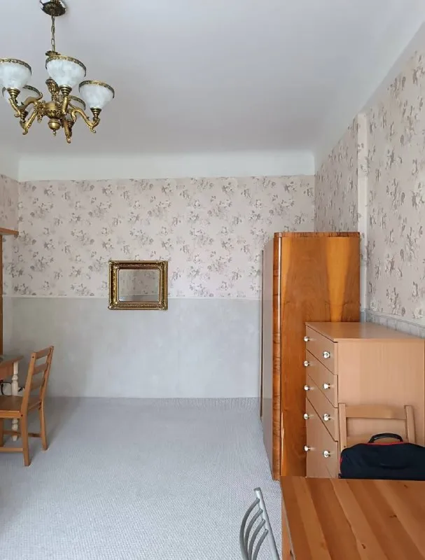 Комната, 20 м²
М маяковская

• 3 Мин пешком
• 3-Комнатная квартира
• 4 Этаж из 5
• Ул 2-я тверская-ямская 38, на карте

45 000 ₽/Мес, без комиссии
Большой гайд по аренде

Лифт • холодильник • стиральная машина • интернет • мебель • посудомойка • кондиционер • с животными • с детьми • телевизор • мусоропровод • консьерж

Тверской район
Чистота 4.59 транспорт 4.82
Парки и скверы 3.85

Собственник. Аренда. Собственник. Сдам на долгий срок. Заселение после 11.02. Только для одной девушки. Соседки в квартире - две девушки. Залог -1 месяц. © предоплату до просмотра просят только мошенники!

Ирина, написать
Уровень доверия низкий ⚠️
Выложить квартиру бесплатно - фотография - 3
