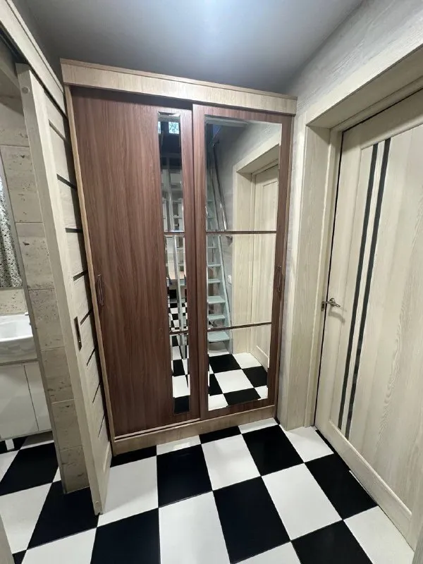 2-Комн квартира, 40 м²
М варшавская
• 10 Мин на транспорте
• 2 Этаж из 2
• Видное, ул колхозная 22, на карте
55 000 ₽/Мес, без комиссии
Большой гайд по аренде
Холодильник • стиральная машина • интернет • мебель • кондиционер • с животными • с детьми • телевизор • посудомойка • мусоропровод • лифт • консьерж
Собственник. Частный дом в 3х минутах пешком от ж/д станции булатниково. До варшавской 10 минут на электричке, которые ходят регулярно. 1км от мкад. В стоимость аренды входит мангальная зона, а также просто чудесная банька. Привозят любые доставки, лавка, вкусвилл, озон фреш, рядом в стоимость включены счетчики. Залог 50 тысяч рублей. © предоплату до просмотра просят только мошенники!
Катя г, написать
Уровень доверия низкий ⚠️
Выложить квартиру бесплатно - фотография - 8