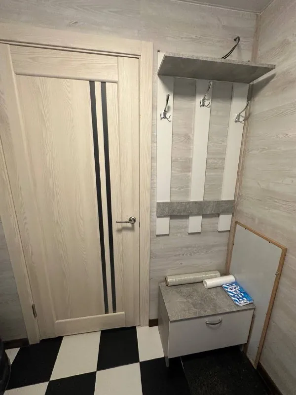 2-Комн квартира, 40 м²
М варшавская
• 10 Мин на транспорте
• 2 Этаж из 2
• Видное, ул колхозная 22, на карте
55 000 ₽/Мес, без комиссии
Большой гайд по аренде
Холодильник • стиральная машина • интернет • мебель • кондиционер • с животными • с детьми • телевизор • посудомойка • мусоропровод • лифт • консьерж
Собственник. Частный дом в 3х минутах пешком от ж/д станции булатниково. До варшавской 10 минут на электричке, которые ходят регулярно. 1км от мкад. В стоимость аренды входит мангальная зона, а также просто чудесная банька. Привозят любые доставки, лавка, вкусвилл, озон фреш, рядом в стоимость включены счетчики. Залог 50 тысяч рублей. © предоплату до просмотра просят только мошенники!
Катя г, написать
Уровень доверия низкий ⚠️
Выложить квартиру бесплатно - фотография - 9