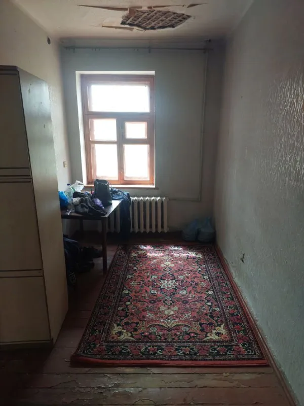Продам 2-х комнатную квартиру на ул. Оборонная 32
Этаж 2/2
Кирпичный дом
Уютный двор
В пешей доступности: автовокзал, тц аврора, школа, садик.
Цена : 2 650 000 руб.
Звоните: +7(959)516-95-35 - фотография - 1