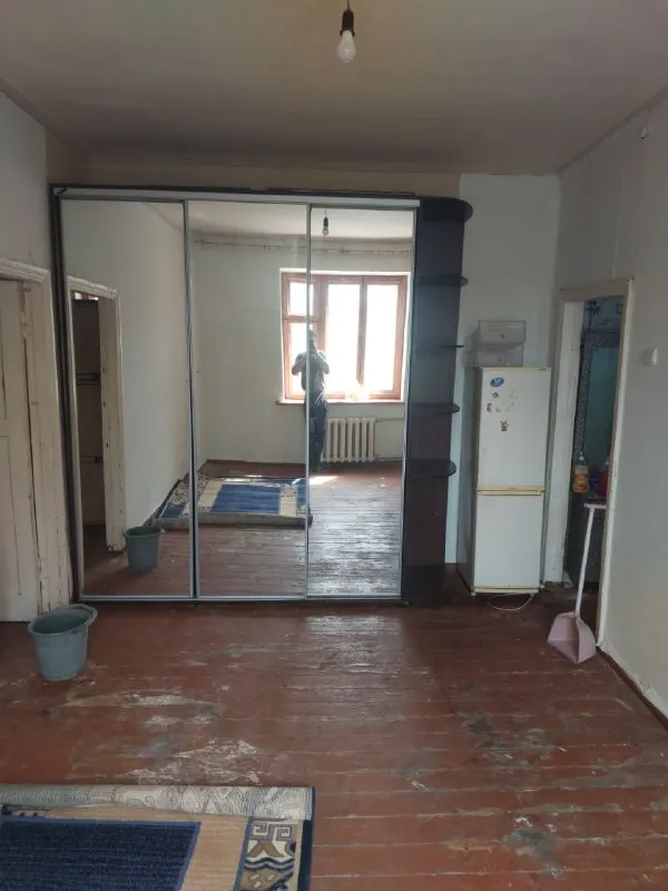 Продам 2-х комнатную квартиру на ул. Оборонная 32
Этаж 2/2
Кирпичный дом
Уютный двор
В пешей доступности: автовокзал, тц аврора, школа, садик.
Цена : 2 650 000 руб.
Звоните: +7(959)516-95-35 - фотография - 3
