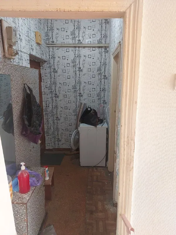 Продам 2-х комнатную квартиру на ул. Оборонная 32
Этаж 2/2
Кирпичный дом
Уютный двор
В пешей доступности: автовокзал, тц аврора, школа, садик.
Цена : 2 650 000 руб.
Звоните: +7(959)516-95-35 - фотография - 4