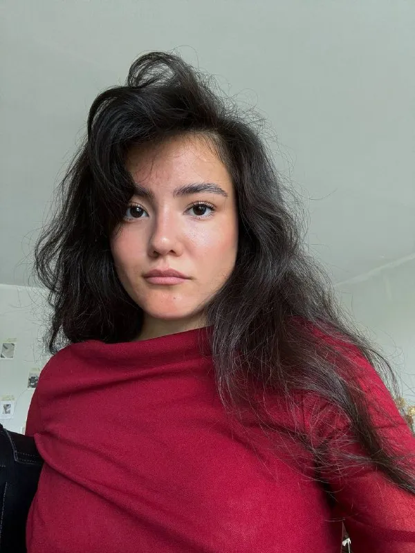 Сниму 1-комнатную квартиру🔎
Людмила, 23 года.
Ищу 1-комнатную квартиру на длительный срок. Планирую проживать одна, без детей и животных.
✨Пожелания:
- Светлая квартира с хорошим ремонтом
- Пешая доступность до метро
- В пределах мкад
- Желательно с возможностью разбить залог
👩🏻💼 Обо мне:
- Работаю в event-сфере и smm
- Самостоятельное проживание
- Без вредных привычек
- Ответственная и аккуратная
- Гарантирую порядок и своевременную оплату
📅 Готова заехать в ближайшее время
💳Бюджет: до 55.000₽
💌Telegram: @callmeliuu - фотография - 2