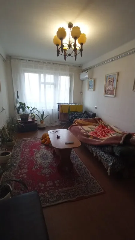 Продам 2-х комнатную квартиру с автономным отоплением, 56м², 6/9эт.
Г. Луганск, ул. Суходольская. Двухконтурный котёл, новые коммуникации. Комнаты изолированные, большая кухня 9м², санузел раздельный, гардеробная. Окна металлопластик, балкон. Рядом с домом школа, детский сад, магазины. Показ в удобное время.
Цена 5,5млн. +79591083015, +79888948506 - фотография - 5