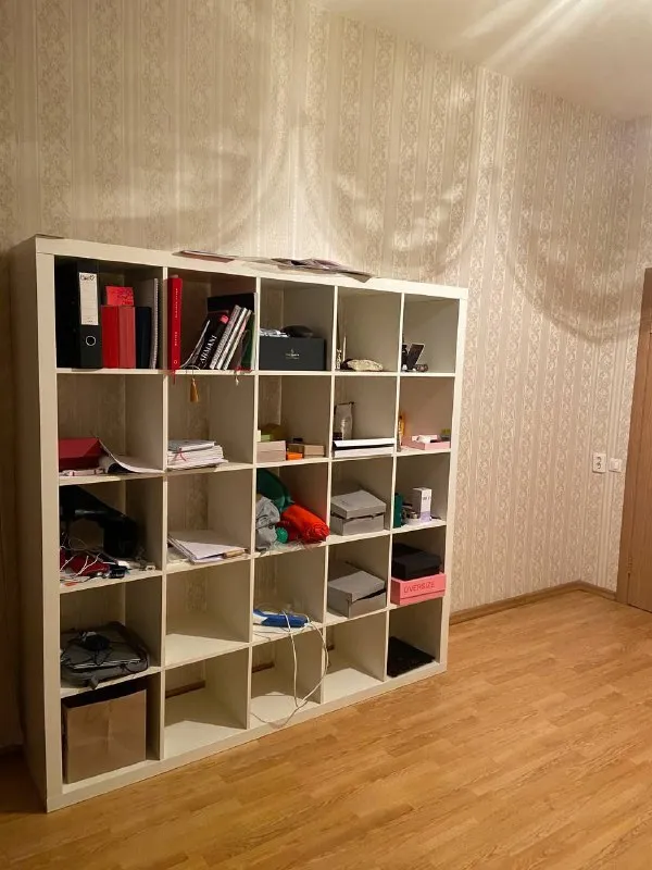Всем привет! Срочно ищу платежеспособную соседку в чудесную большую евротрешку 🏠 на 5 углах. В соседях только я. У вас будет своя комната и общая гостиная зона.
Метро ⓜ️ владимирская в 3 минутах ходьбы, окна в колодец, не шумно.
Без животных. Вся квартира стоит 50к +ку делится пополам.
По оплате 25+ ку, не коммуналка. Очень просторно.
Есть важный момент. С 20 февраля собственник повышает аренду на 10к, будет 30к с человека + половинка ку.
Пишите в лс с рассказом о себе, хороший человек найдись 🙏
Контакты: тг @mashmari
Контакты: 89119481979
Уютное гнездышко – поиск жилья, жильцов и соседей без посредников - фотография - 1