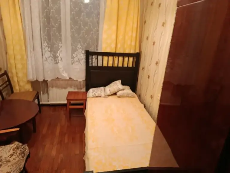 Ищу соседа/соседку в 2х-к. Квартиру

Отдельная комната с одноместной кроватью, шкафом, столом и зеркалом.
Мы с молодым человеком живём в соседней комнате.

14700 За всё включая к/у
Бесплатный wi-fi до апреля

Замшина 27к4

📍Выборгская (~30 минут)
📍Лесная (~30 минут)
📍Пл. Мужества (~ 40 минут на транспорте)

Контакты: @geeeiaux
@Dieoniss

Уютное гнездышко – поиск жилья, жильцов и соседей без посредников - фотография - 2