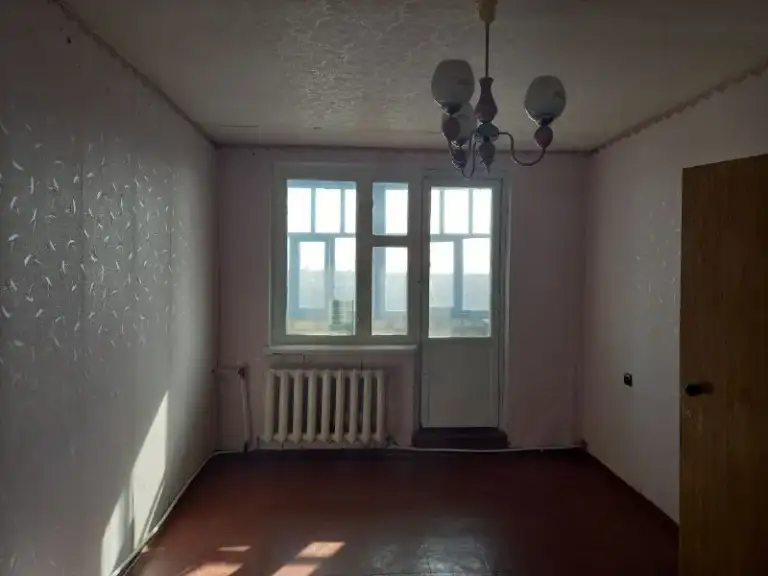Продам 3-х ком. Квартиру 64 кв. М. 4/4. Автономное отопления, счетчики на воду и газ, хорошие место расположения школа, садик и остоновка все рядом в станично-луганском районе, кондрашевская - новая. За лентой не слежу. Телефон +7959 14 64 386. - фотография - 8