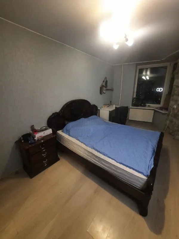 Ищем соседку🔎
М. Проспект славы
Мы с подругой ищем соседку в нашу 3-комнатную квартиру.
С 5 февраля съезжает наш друг, и освобождается уютная комната.
Кого ищем: девушку (желательно до 25 лет), адекватную, с которой можно не просто жить, а и подружиться. Очень хотим найти классного человечка для нашей компании!
💳По деньгам: 18.000₽ + ку. Залог: 10.000& (возвращается при выезде).
По срокам:
Заехать можно с 5 по 15 февраля. Посмотреть квартиру и познакомиться тоже удобно в эти даты.
Пиши в личные сообщения
Станция метро - проспект славы - 8 минут пешком
💌Контакты: +7-999-234-89-82 - фотография - 5