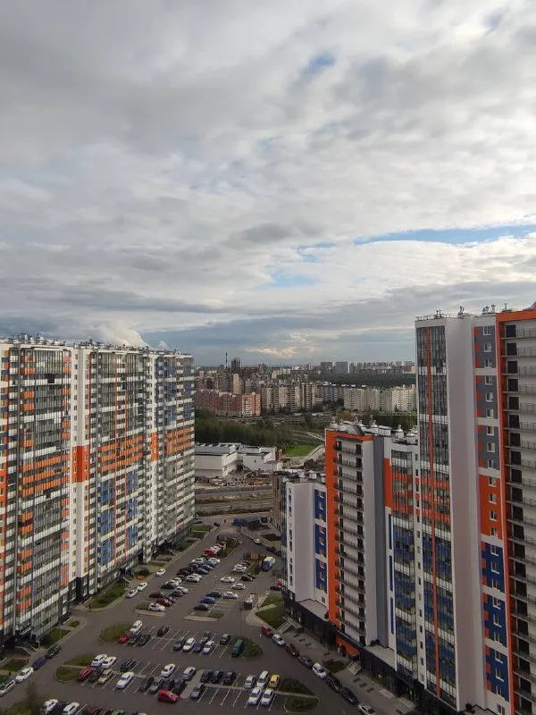 Студия🏙️
М. Комендантский проспект🚇
Привет, сдаю студию!
📍Адрес: плесецкая, 10 (коменда)
• Можно приходить на просмотр
• Договор на длительный срок
• Залог можно поделить на 2 месяца
Квартира приятная и комфортная. Есть всё необходимое. Если у вас будут какие-то идеи по улучшению, готов обсуждать)
Ищу ответственного и самостоятельного жильца, буду рад любым вопросам!
💳Цена: 30.000₽ + ку и интернет.
💌Telegram: @rustemvf - фотография - 9