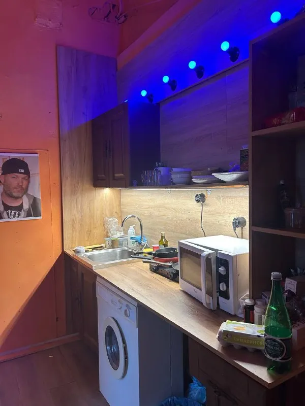 Комната🔎
М. Технологический институт

Добрый день! Сдаю комнату, заезд в ближайшие дни, сдается до апреля включительно.

📍Расположение: технологический институт (10минут), измайловский, 2

💳Цена: 25.000₽ (ку + вай фай включены) + залог (оплата за последний месяц).

Ищу преимущественно девочку, или людей до 30-ти!

Вид из комнаты на фонтанку

В квартире имеется котик 🐈

💌Пишите в лс: @alisaaksen - фотография - 3