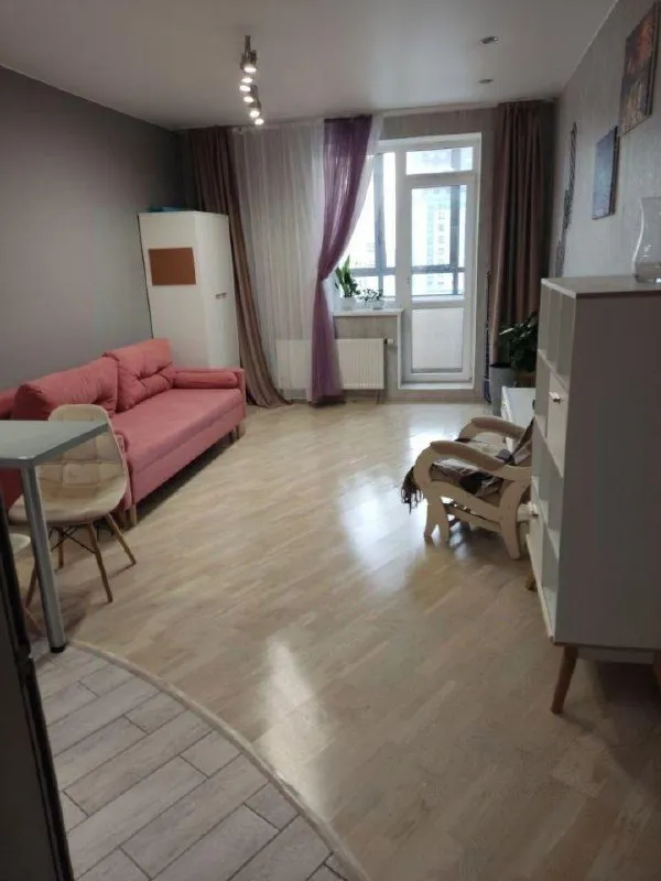 Студия, 29 м², 15 этаж
💰33 000 Руб.
📍Заречная улица, 10
Сдаётся студия 29 м2 в жк комфорт-класса в пешей доступности (~10 минут) от ст. Метро парнас. Современный ремонт, делали для себя. Есть всё необходимое для комфортного проживания: бытовая техника, шкафы для хранения вещей. 33 000 руб. /мес. Ку.
Контакт этой квартиры есть в нашей закрытой базе квартир от собственников.
В базе — реальные объявления, прямые контакты без риелторов и комиссий.
Доступ по ссылке @rentinspbbot — 499 ₽. - фотография - 2