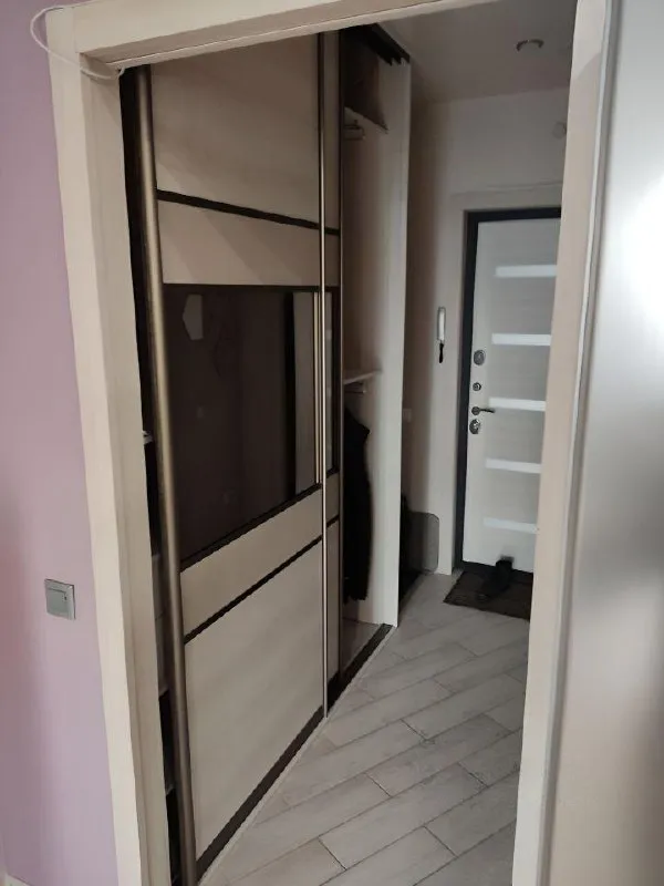 Студия, 29 м², 15 этаж
💰33 000 Руб.
📍Заречная улица, 10
Сдаётся студия 29 м2 в жк комфорт-класса в пешей доступности (~10 минут) от ст. Метро парнас. Современный ремонт, делали для себя. Есть всё необходимое для комфортного проживания: бытовая техника, шкафы для хранения вещей. 33 000 руб. /мес. Ку.
Контакт этой квартиры есть в нашей закрытой базе квартир от собственников.
В базе — реальные объявления, прямые контакты без риелторов и комиссий.
Доступ по ссылке @rentinspbbot — 499 ₽. - фотография - 4