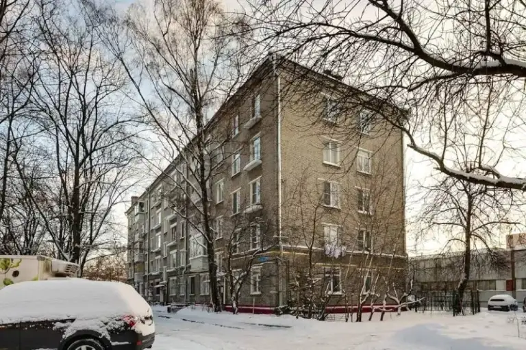 1-Комн квартира, 37 м²
М беговая

• 10 Мин пешком
• 1 Этаж из 5
• Проезд 2-й хорошёвский 7б, на карте

78 000 ₽/Мес, без комиссии
Большой гайд по аренде

Стиральная машина • интернет • мебель • посудомойка • холодильник • кондиционер • с животными • с детьми • телевизор • мусоропровод • лифт • консьерж

Хорошёвский район
Чистота 3.84 транспорт 4.29
Парки и скверы 4.60

Собственник. Просторная светлая однокомнатная квартира. Белые стены, минималистичный дизайн. Тихий двор. Парковка под шлагбаумом. В санузле теплый пол. Есть ортопедический матрас, увлажнитель воздуха. Колонка harman kordon. Отпариватель, утюг, гладильная доска. Рабочее место с удобным креслом. Срок сдачи 11 месяцев. Собственник. Квартира готова к заселению © предоплату до просмотра просят только мошенники!

Nataola, написать
Уровень доверия низкий ⚠️
Выложить квартиру бесплатно - фотография - 1