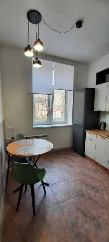2-Комн квартира, 66 м²
М шелепиха

• 10 Мин пешком
• 3 Этаж из 5
• Наб шелепихинская 10, на карте

115 000 ₽/Мес, без комиссии
Большой гайд по аренде

Холодильник • стиральная машина • мебель • кондиционер • телевизор • посудомойка • интернет • с животными • с детьми • мусоропровод • лифт • консьерж

Пресненский район
Чистота 4.44 транспорт 4.55
Парки и скверы 4.05

Собственник. Сдается собственником, заселение 15.02.26, без балкона, окна во двор и в торец, залог 100000 делится на два месяца, интеллигентные соседи, коммунальные 8000-10000, электричество. © предоплату до просмотра просят только мошенники!

Olga s, написать
Уровень доверия низкий ⚠️
Выложить квартиру бесплатно - фотография - 6