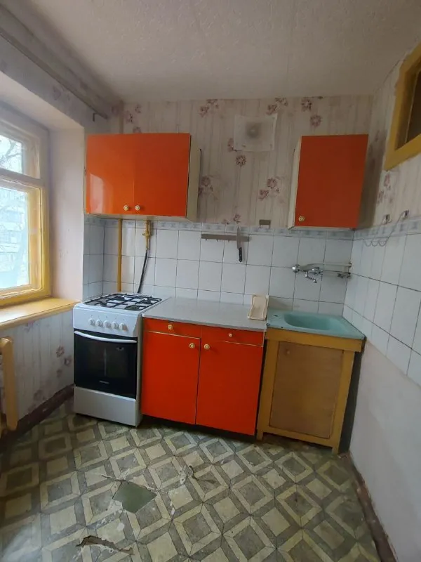 Продам 2-х комнатную квартиру на кв. Шевченко(р-н авиацентра)
Этаж 3/5
Состояние жилое
В пешей доступности: магазины, садик, школа, парк щорса, аптеки.
Хорошая транспортная развязка.
Цена: 4 800 000 руб.
Артем: +79595169535 - фотография - 3