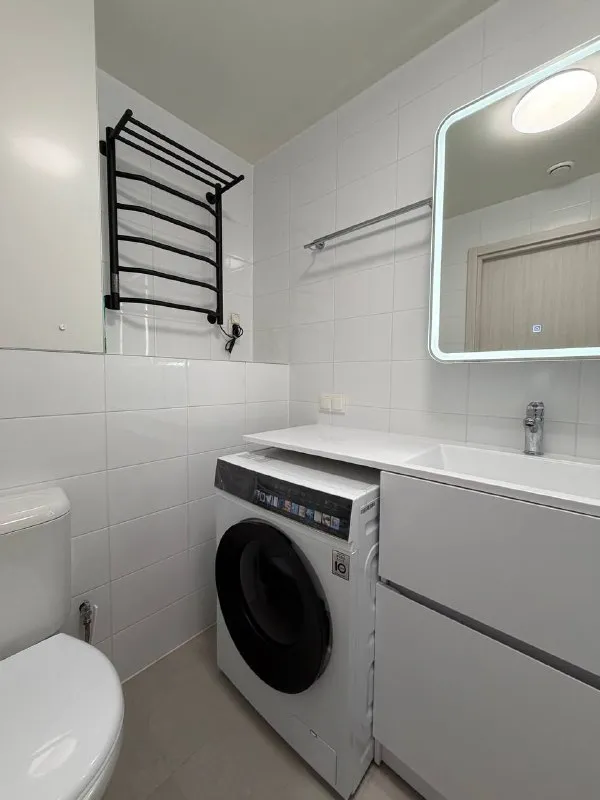 2-Комн квартира, 41 м²
М котельники
• 10 Мин на транспорте
• 13 Этаж из 24
• Московская обл, г котельники, мкр парковый, д 11, на карте
65 000 ₽/Мес, без комиссии
Большой гайд по аренде
Холодильник • стиральная машина • интернет • мебель • кондиционер • посудомойка • консьерж • лифт • с животными • телевизор • с детьми • мусоропровод
Собственник. Светлое, просторное жильё всё новое: кухня с современной с техникой и гостиной уютная спальня стиральная машинка с сушкой совмещённый санузел с ванной долгосрочная аренда коммунальные платежи оплачиваются отдельно. © предоплату до просмотра просят только мошенники!
Natalia s, написать
Уровень доверия низкий ⚠️
Выложить квартиру бесплатно - фотография - 5