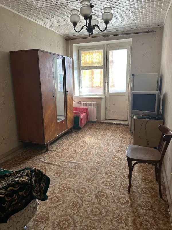 Продам 4 комн кв, 90 м, левченко 8 а ( милицейский дом) 2/9 дома, дом кирпичный, два балкона в 50 м школа, рядом супермаркет, стоянка. 6 млн 500 тыс рублей. + 7959 516 95 35 - фотография - 4