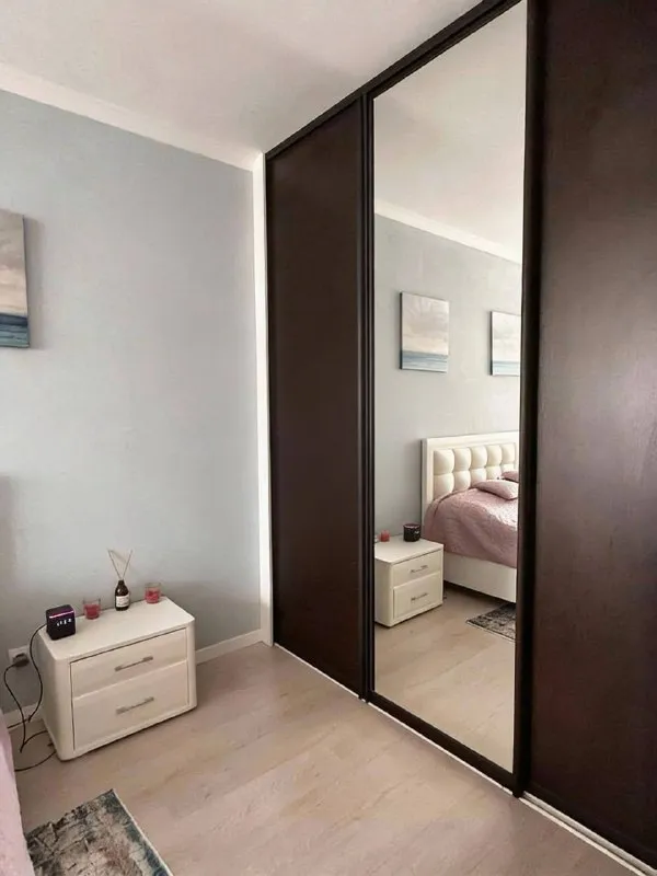 1-К квартира🏙
М. Строгино3️⃣

Сдаю 1-к квартиру, 38 м².

📍Адрес: ул. Липовой рощи, метро строгино, 25 минут пешком.

12 Этаж.

💳Цена: 56.000₽ + счетчики, интернет.  Залог 40.000₽.

Без животных.

💌Контакт: +7-916-626-76-59 - фотография - 5