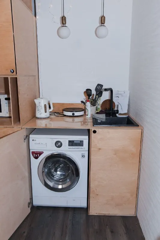 Сдам на длительный срок уютную студию в мурино от собственника. 20,5 м². Петровский бульвар 12 к2. Расположена на 14 этаже.

В квартире отличная планировка, которая экономит пространство. Во дворе бесплатная парковка, магазины в шаговой доступности.
Остановка общественного транспорта в 2-х минутах. До метро ⭕️девяткино - 15 минут.

В квартире для вашего удобства есть :
🔸Холодильник
🔸Свч
🔸Полный комплект посуды
🔸Обеденная зона
🔸Стиральная машина с сушкой
🔸Просторная лоджия
🔸Встроенные шкафы
🔸Чайник
🔸Индукционная плита
🔸Сушилка для белья

Аренда : 25.000 + ку (примерно 3 тыс. - летом, зимой -  4,5 тыс. ) + интернет.
Залог 100%, можно поделить на 2 месяца.
Можно с животными.

Контакты :
+79312723700 - Евгений.

Контакты:.

Уютное гнездышко – поиск жилья, жильцов и соседей без посредников - фотография - 5