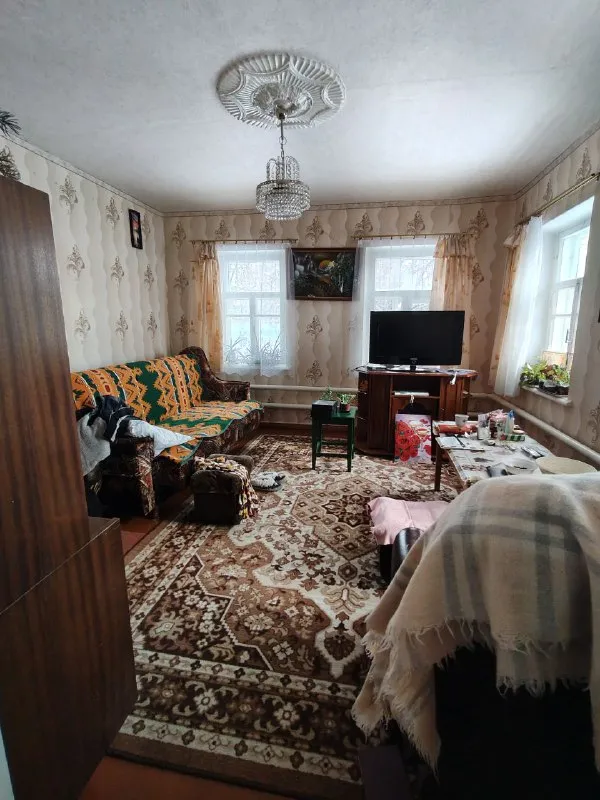 Продам дом в г луганск 64м², ул.2-я свердлова (район чапаева)дом в жилом состоянии, ухоженный без технических дефектов.
В доме 4комнаты, санузел, кухня. Участок приватизирован 4 сотки. На участке хоз постройки, летняя кухня.
Удобные подъездные пути. Документы готовы цена 4,5 млн.
+79591083015,+79888948506 - фотография - 5