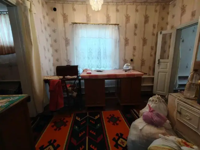 Продам дом в г луганск 64м², ул.2-я свердлова (район чапаева)дом в жилом состоянии, ухоженный без технических дефектов.
В доме 4комнаты, санузел, кухня. Участок приватизирован 4 сотки. На участке хоз постройки, летняя кухня.
Удобные подъездные пути. Документы готовы цена 4,5 млн.
+79591083015,+79888948506 - фотография - 8