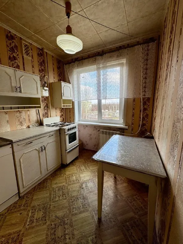 Продам 2-х ком. Квартиру в районе кинотеатра мир
Квартира не угловая, площадью 47м2, на 4 этаже из 5, раздельный санузел, пластиковые окна и балкон, новые радиаторы и есть бойлер, отдельно в квартире также кладовая для хранения
Рядом кинотеатр мир, магазин, продуктовый рынок, охраняемая стоянка, школы и садики, остановки
По документам полностью все готово к сделке, никаких долгов и прописанных
3 900 000 ₽
+7 (959) 191-61-10 (Звоните, чтобы договориться о просмотре) - фотография - 1