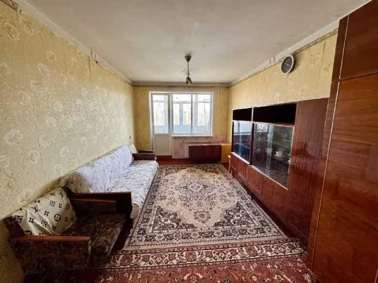 Продам 2-х ком. Квартиру в районе кинотеатра мир
Квартира не угловая, площадью 47м2, на 4 этаже из 5, раздельный санузел, пластиковые окна и балкон, новые радиаторы и есть бойлер, отдельно в квартире также кладовая для хранения
Рядом кинотеатр мир, магазин, продуктовый рынок, охраняемая стоянка, школы и садики, остановки
По документам полностью все готово к сделке, никаких долгов и прописанных
3 900 000 ₽
+7 (959) 191-61-10 (Звоните, чтобы договориться о просмотре) - фотография - 3