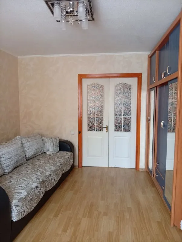 🔥Цена снижена🔥
📌Продается в г. Луганск, ул. Украинская 7, 2к. Кварт. ,
1/9Эт. , 48/23/8кв. М.
✅Автономное отопление! Двух контурный котел.
✅Окна м/п, лоджия застеклена, дерево.
✅Все коммуникации поменяны.
✅С/у совмещен.
✅Все что в квартире остаётся.
✅Квартира сухая и теплая!
✅Рядом с домом река и парк горького, магазин, больница. Школа и детсад в шаговой доступности.
💰Цена 5 700 000р. + 500 000р. Гараж. Можно без гаража.
☎️+7959 526 92 30 (Тг, мах), людмила - фотография - 1