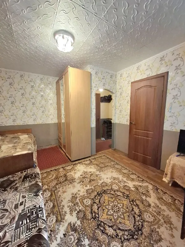 Продам 1-комн квартиру
Кв. Восточный, г. Луганск
2/5 Эт. , 25 кв. М общ. Пл
Дом кирпичный, кооперативный
Подъезд чистый, без сторонних запахов
Квартира теплая, уютная
Заходи и живи
Вода круглосуточно
Всю зиму горячая вода
Бойлером пользуемся только летом
Документы готовы
Цена 2,9 млн. Руб
+7959-216-43-31
+7959-505-37-17
Елена - фотография - 2
