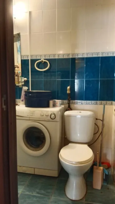 🔓В продаже 2х комнатная квартира с ремонтом🔓
📍Г. Лисичанск, ул. Докучаева д. 9а (р-н пенсионного )
Квадратура: 52м²📐
Этаж: 2-й, 2х этажного дома 🏢
Описание 📝
☀️Квартира с ремонтом🤗
☀️Продается с мебелью и техникой 🛋️🪑
.. . Am. Org/img/emoji/40/e29880.png')">☀️просторные, изолированные комнаты 💥

📍Хорошее месторасположение, все в пешей доступности: магазины, рынок, больница, школа, супермаркет, госучреждения 🚶‍♀
📝Документы готовы к продаже, собственник один🤝✅
💰 2 000 000 Руб торг уместен ✅
Осмотр и подробная информация📨💭:
📞  +79592322574 (Telegram, whatsapp, max) - фотография - 10