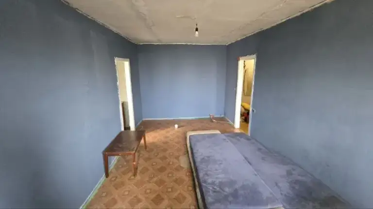 Продам 2-х ком. Квартиру возле парка щорса и тц аврора
Луганск, кв. Шевченко

Этаж - 2/5
Площадь - 46 м2
Теплый кирпичный дом, квартира не угловая

- Планировка без изменений
- Все документы готовы к сделке
- Стояки, канализация, отопление - пластик
- Есть бойлер
- Хозяин лично будет на сделке

Рядом супермаркет спар, парк щорса, детские сады и школы, тц аврора, продуктовый рынок, много магазинов, кофейни, больница

Очень хорошая локация, до центра 7 минут на авто, пешком доступна вся инфраструктура, новый современный парк для прогулок, кофейни и торговый центр аврора

3 600 000 ₽
+7 (959) 191-61-10 ( Звоните, чтобы договорится о просмотре) - фотография - 2