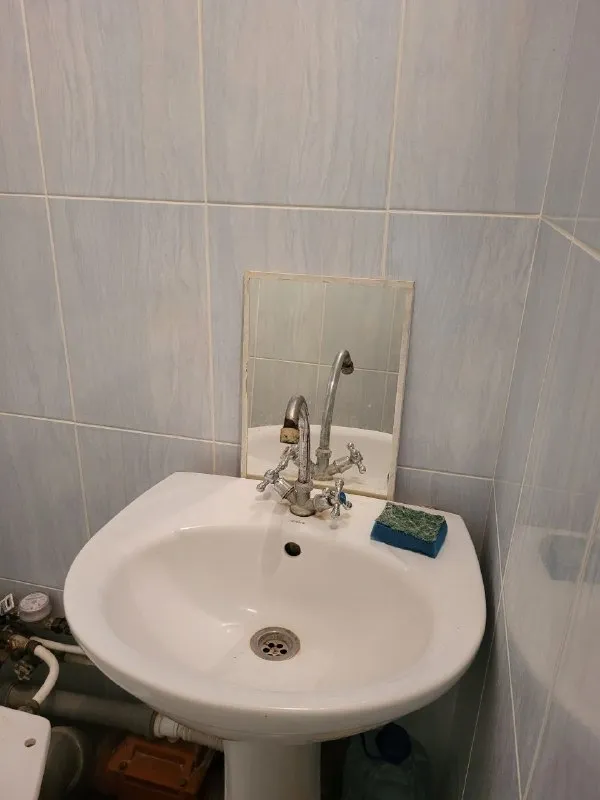🔑Продам 1 комнатную квартиру
❗️Адрес: кв. Шевченко (ленинский район)
✅Этажность: 1/5 этаж
📐Общая площадь: 32,2 кв. М. ,
💥Кухня: 5,6 кв. М.
🏞Комната светлая
💫Планировка уютная
🚻Санузел совместный (плитка), установлен обратный клапан
🖼Окна металлопластиковые
💦Водоотведение - пластик
✅Водонагреватель
❗️Батареи чугунные (зимой очень тепло)
✨️Косметический ремонт.
✅Квартира не угловая
🚘Отличная транспортная развязка
🏩Прекрасная инфраструктура: дет. Сад во дворе, в шаговой доступности тц аврора, школа, магазины, супермаркеты, рынок, кафе
💼Один собственник
Документы рф
💰3 300 000
☎️Телефон: +7 959 596 46 26
Ирина - фотография - 4