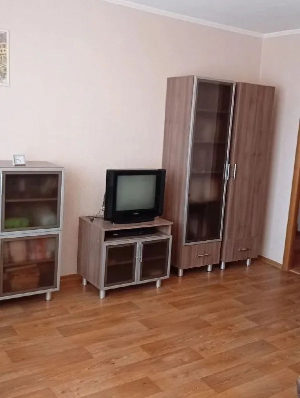 📎Продается 2к квар. В г. Северодонецке, ул. Курчатова д.23а,
8/9Этаж. Дома, 48/27/7.4кв. М.
✅Дом после кап. Ремонта. Все поменяно: крыша, отопление, стояки воды и канализации, унитаз. Отремонтирован подъезд, поменян лифт.
✅В квартире свежий ремонт, современная мебель, смонтированные шкафы купе. Все остаётся.
✅Бойлер, кондиционер.
✅Документы рф готовы.
💰Цена 2 600 000р
☎️+7959 526 92 30 (Тг, мах),
+79590227962, Людмила - фотография - 2
