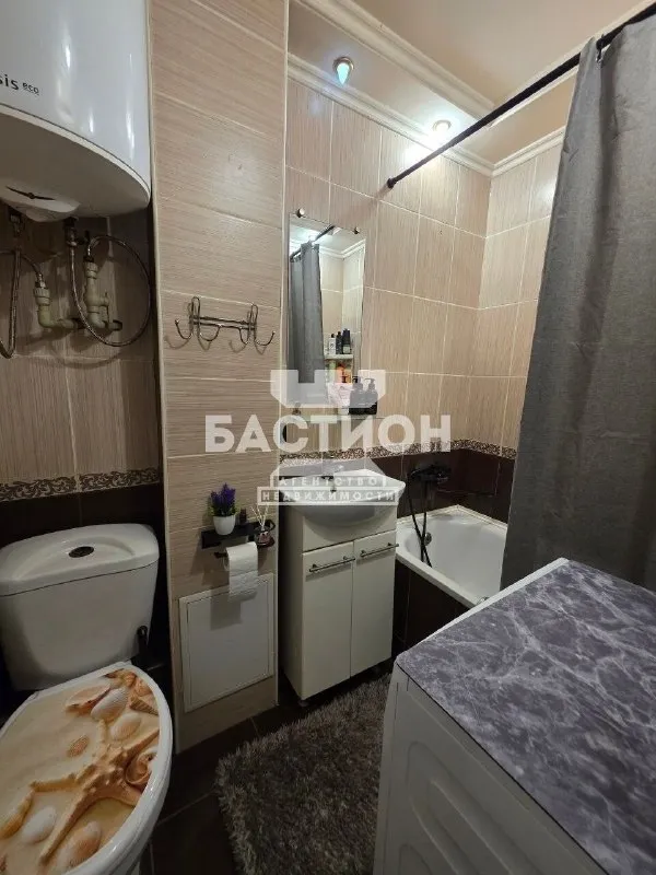 Луганск, продам 2кк на кв. Комарова, 5/5, жовтневый район, площадью 44,9 кв. М. Квартира с хорошим ремонтом. Комнаты изолированные. Санузел совместный. Окна пластиковые. Балкон застеклен. Мебель остается частично.
Развитая инфраструктура района включает в себя транспорт, школы, детские сады, магазины, супермаркеты, аптеки.
Успейте купить отличную квартиру по отличной цене!
4.8Млн
+7-959-991-27-94 - фотография - 5