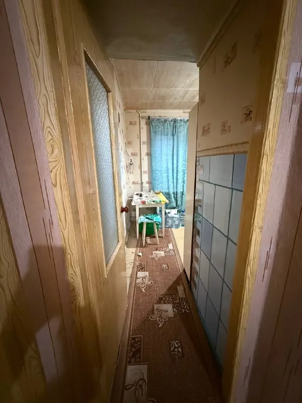 🌟Продам 1-к квартиру, кв. Гбк🏠
🔸 Этаж: 2/5 (кирпичный дом)
🔸 Площадь: 30 м² / кухня 6 м²
🔸 Состояние: жилое, окна м/п.
🔸 Коммуникации: центральное отопление, все счетчики установлены.
🔸 Дополнительно: есть балкон, с/у совмещен.
🚀 Инфраструктура в шаговой доступности.
💰 Цена: 3 600 000 руб.
📞 Контакт: +7-959-128-50-18 анастасия. - фотография - 5