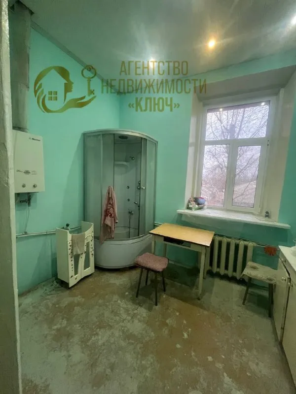 ⚡️ Продажа: 2-к квартира в р-не 7-й больницы
📍 Луганск, уч. Цупова, 20
🔹 Цена: 2 900 000 ₽
🔹 Этаж: 2/2
🔹 Площадь: 55 кв. М
🔹 Отопление: центральное
🔹 Потолки: 4 метра!
🔹Газовая колонка
✅ Особенности:
• Комнаты раздельные.
• Все коммуникации новые (трубы, канализация).
• Мп окна, квартира теплая.
• Состояние — под ремонт.
• Отличный двор и транспортная доступность.
📞 Контакт: +7 959 149 84 15 екатерина - фотография - 3