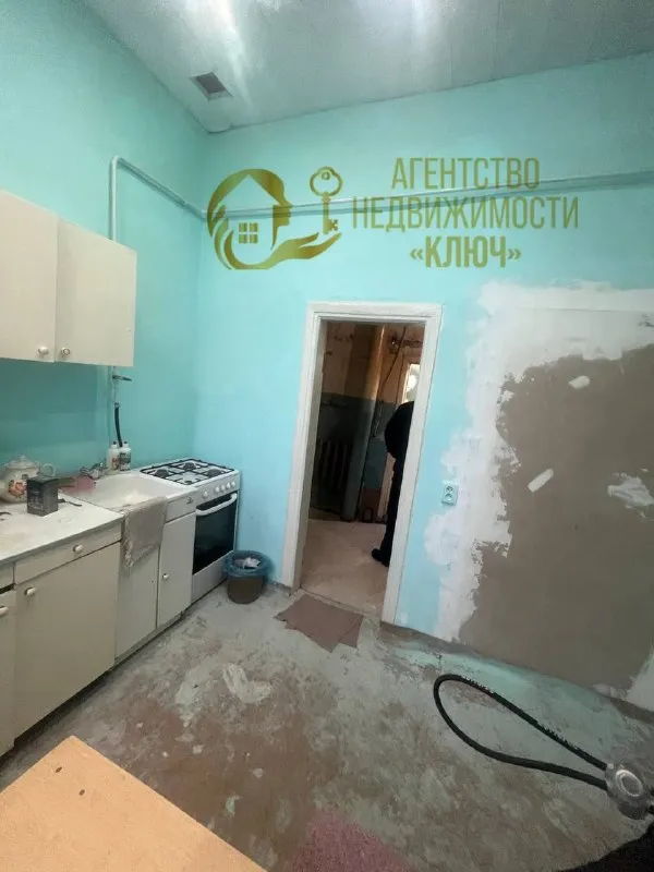 ⚡️ Продажа: 2-к квартира в р-не 7-й больницы
📍 Луганск, уч. Цупова, 20
🔹 Цена: 2 900 000 ₽
🔹 Этаж: 2/2
🔹 Площадь: 55 кв. М
🔹 Отопление: центральное
🔹 Потолки: 4 метра!
🔹Газовая колонка
✅ Особенности:
• Комнаты раздельные.
• Все коммуникации новые (трубы, канализация).
• Мп окна, квартира теплая.
• Состояние — под ремонт.
• Отличный двор и транспортная доступность.
📞 Контакт: +7 959 149 84 15 екатерина - фотография - 4