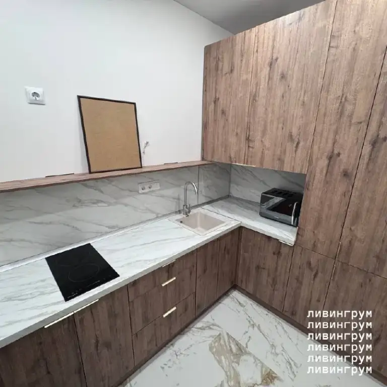1-Комн квартира, 25.0 м²
• 16 Этаж из 25
• Люберцы, рождественская 8

54 000 ₽/Мес, без комиссии

Холодильник • стиральная машина • интернет • мебель • телевизор • лифт

Аренда. Собственник. Сдается уютная, светлая и функциональная квартира с новым евроремонтом.

Ремонт действительно просто вкуснятина, для своей цены на мой взгляд просто идеально.

Необходимая техника есть, крутой диван который легко раскладывается в полноценную 160/200 кровать, телевизор.

Мест для хранения много даже для скромной площади, зональность соблюдается, крутой балкон, на котором не холодно, есть розетки, свет и ковролин.

В доме и жк есть все необходимые магазины, чистый свежий подъезд, маршрутка до мцд люберцы или метро некрасовка останавливается прямо у подъезда.

Готова к въезду с 1 октября

Контакт для связи: @dan_udal

🛡 Проверено администратором ливингрум
Выложить квартиру бесплатно - фотография - 3