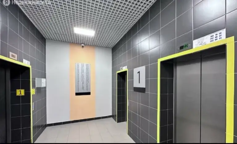 Студия🏙️
М. Проспект просвещения🚇
Сдаю свою светлую, чистую, новую студию 20 м² в новостройке, приморский район.
М. Проспект просвещения,
М. Озерки,
М. Пионерская до 10–15 минут.
Этаж: 14/25.
📍Адрес: ул. Набережная реки каменки, 25 стр.1
Квартира готова к заселению сегодня: свежий ремонт, мебель, бытовая техника.
Для вашего комфорта:
- Двухкамерный холодильник,
- Стиральная машина lg,
- Немецкая сварочная панель,
- Сенсорная электрическая плита, - электрический чайник, посуда,
- Кухонный гарнитур,
- Двуспальная кровать,
- Обеденный стол,
- Стулья,
- Шкафы для одежды, обуви, для ванной комнаты,
- Высокоскоростной wi-fi роутер.
Домофон, три лифта в подъезде. Парковочные места во дворе. В двух шагах от дома - красота заповедника. Чистейший воздух.
В пешей доступности поликлиника, магазины, кафе, аптеки, детские сады, школы, остановки, бассейны, фитнес клубы, службы доставки, автосервисы (шиномонтаж, автомойка).
Без животных, курение в квартире запрещено. На длительный период.
💳Условия: 27.000₽ + ку. Залог в размере одного месяца, можно разбить на два месяца.
Собственник квартиры, не переплачиваете за агентскую комиссию!
💌Для связи:
+7-964-333-55-39 Whatsapp, телеграм, макс. - фотография - 9