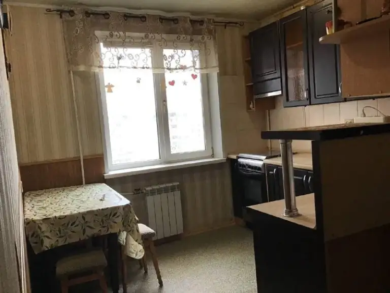 Продам 3х комн. Квартиру на кв. Дзержинского, д.7.
Этаж 6/9 не угловая
Общая площадь 68,1кв. М
Жилая - 39,2 кв. М (10,1 + 12,2 + 16,9)
Кухня - 6,9 кв. М
Балкон 2,9
Лоджия 5,8
Отопление центральное.
Цена - 5 400 000 руб
Тел. +7 959 152 89 92 игорь - фотография - 1
