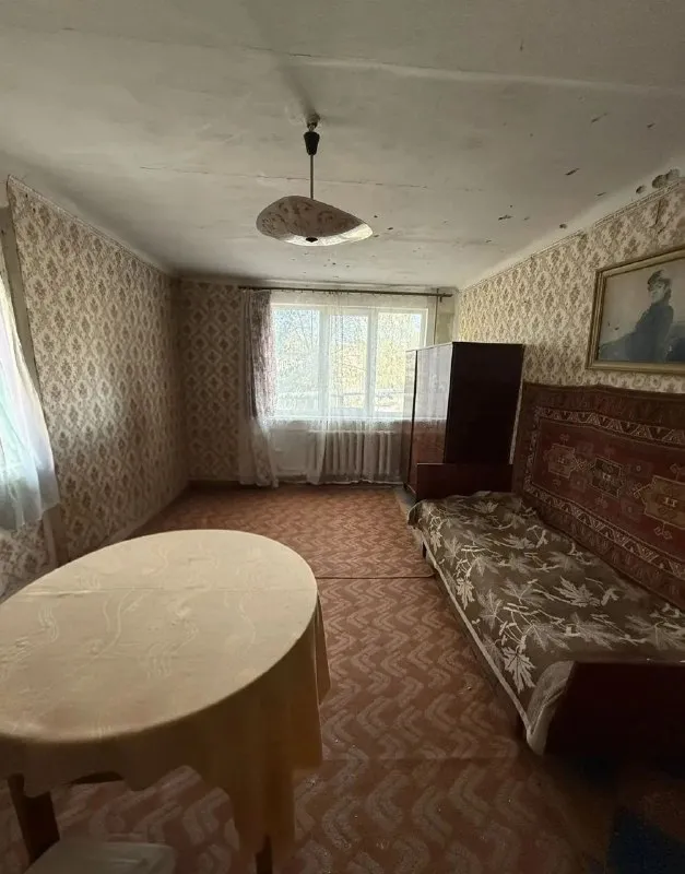 Продам 1 комнатную квартиру на ул. Тимирязева (р-н кв. Гаевого). 2/5 этаж. Общая площадь -33.3 кв. М. Окна металлопластиковые. Трубы отопления - пластик. Санузел совмещен. Документы готовы. Без долгов и прописанных.
Цена: 3.300.000 рублей
+79591427818 Яна - фотография - 3